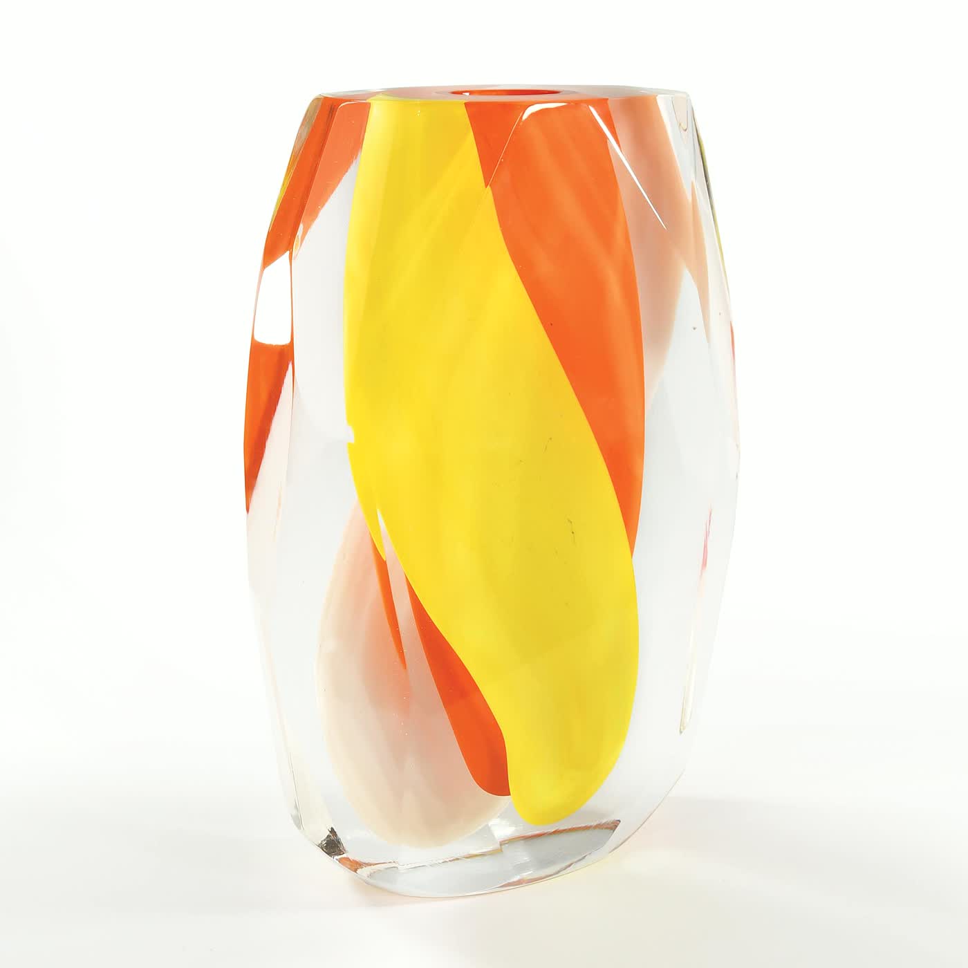 Orange Pop Brush, vaso con pennellate arancio e gialle nel vetro, disegno di Marco Mencacci
