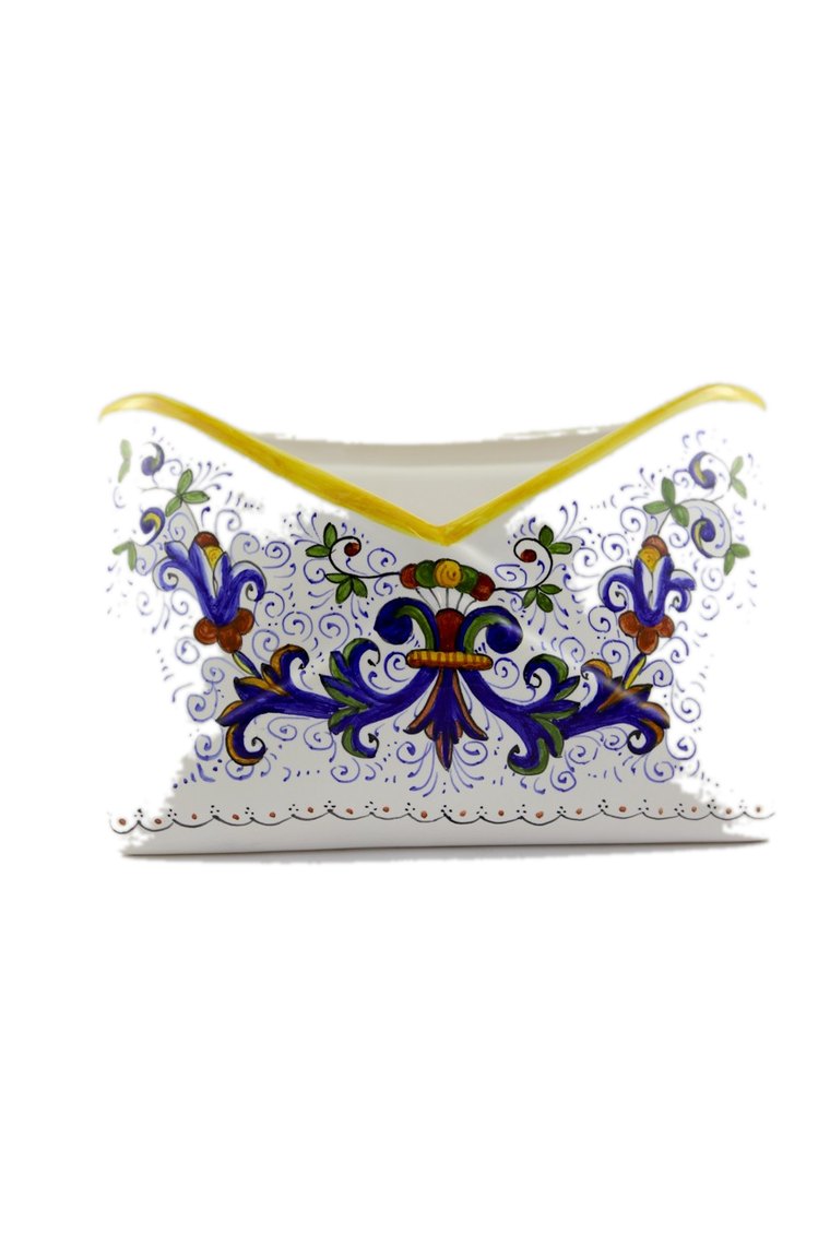 Portalettere in maiolica di Deruta a forma di busta, con decoro Ricco Deruta